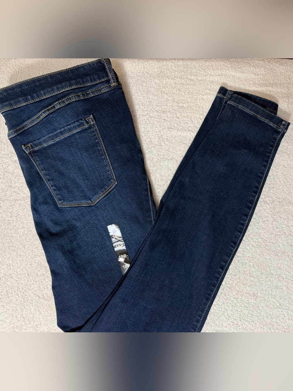 NWT Torrid Mid-Fit Super Soft Skinny Jeans Brushed Dark Wash Basic Curvy Stretch